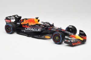 Red Bull RB18 #1 M. Verstappen Monaco GP 3rd Wet 2022 Minichamps 1:18 110220701 Metal — billede 4 af 7