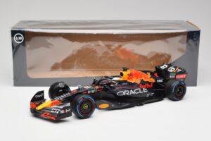 Red Bull RB18 #1 M. Verstappen Monaco GP 3rd Wet 2022 Minichamps 1:18 110220701 Metal — billede 6 af 7