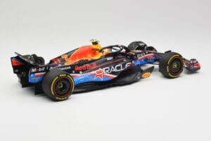 Red Bull RB19 #1 M. Verstappen Austin GP Winner 2023 Minichamps 1:18 110231901 Metal — billede 2 af 6