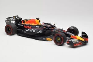 Red Bull RB19 #1 M. Verstappen Qatar Sprint Race 2nd WC 2023 Minichamps 1:18 110231801 Metal — billede 4 af 6