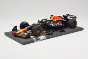 Red Bull RB19 Oracle #1 M. Verstappen Australian GP 2023 Winner Minichamps 1:18 113230301 Resin — billede 2 af 7