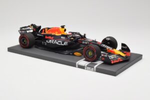 Red Bull RB19 Oracle #1 M. Verstappen Australian GP 2023 Winner Minichamps 1:18 113230301 Resin — billede 4 af 7