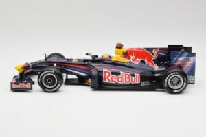 Red Bull RB3 #2 M. Webber F1 2007 Minichamps 1:18 110110272 Metal — billede 3 af 6
