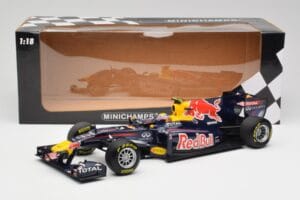 Red Bull RB5 #14 M. Webber Chinese GP 2nd 2009 Minichamps 1:18 150090114 Metal — billede 6 af 6