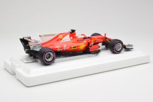Scuderia Ferrari SF70H #5 S. Vettel Winner Australian GP 2017 BBR 1:18 BBR181705 Metal — billede 2 af 7