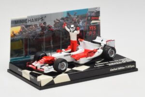 Toyota TF105 #16 J. Trulli Malaysia GP Podium 2005 Minichamps 1:43 400050116 Metal — billede 2 af 4