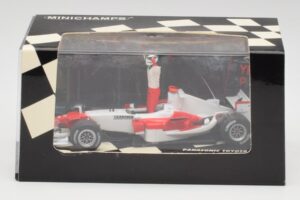 Toyota TF105 #16 J. Trulli Malaysia GP Podium 2005 Minichamps 1:43 400050116 Metal — billede 4 af 4