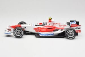 Toyota TF107 #12 J. Trulli F1 Launch Livery 2007 Minichamps 1:18 AM601321 Metal — billede 3 af 6