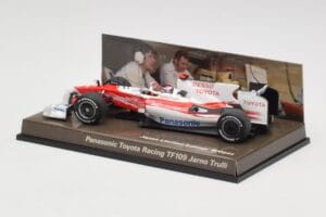 Toyota TF109 Panasonic Toyota Racing #9 J. Trulli F1 2009 Minichamps 1:43 AM62130 Metal — billede 3 af 5