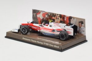 Toyota TF109 Panasonic Toyota Racing #10 T. Glock F1 2009 Minichamps 1:43 AM62131 Metal — billede 3 af 5