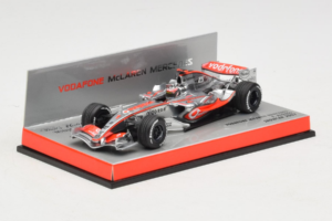 McLaren MP4-22 Mercedes #1 F. Alonso Vodafone McLaren Showcar F1 2007 Minichamps 1:43 533074371 Metal — billede 2 af 5
