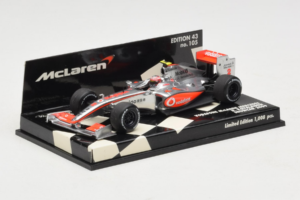 McLaren MP4-24 Mercedes #2 H. Kovalainen Vodafone McLaren Showcar F1 2009 Minichamps 1:43 530094372 Metal — billede 2 af 5