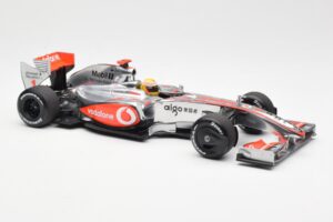 McLaren MP4-24 #1 L. Hamilton 2009 Dealer Edition Minichamps 1:18 503091801 Metal — billede 4 af 6