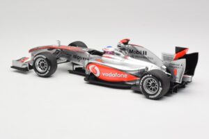 McLaren MP4-25 Vodafone #1 J. Button F1 2010 Minichamps 1:18 530101871-R1 Metal — billede 5 af 7