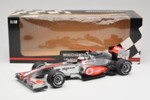 McLaren MP4-25 Vodafone #1 J. Button F1 2010 Minichamps 1:18 530101871-R1 Metal — billede 7 af 7