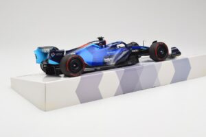 Williams FW44 Mercedes #23 A. Albon Bahrain GP 2022 Case Edition Minichamps 1:18 147220123 Resin — billede 3 af 7