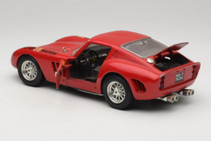 Ferrari 250 GTO Rød Bburago 1:18 B003 Metal — billede 5 af 8
