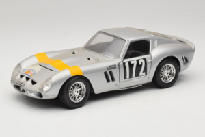 Ferrari 250 GTO #172 Tour de France 1964 Bburago 1:18 7011 Metal