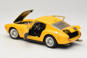 Ferrari 250 GT Berlinetta Gul Jouef Evolution 1:18 301200 Metal — billede 5 af 8