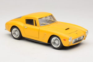 Ferrari 250 GT Berlinetta Gul Jouef Evolution 1:18 301200 Metal — billede 6 af 8