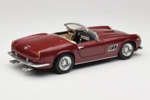 Ferrari 250 GT California Spider LWB Mørkerød Hot Wheels 1:18 25727 Metal — billede 3 af 8