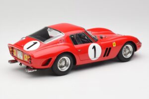 Ferrari 250 GTO #1 P. Rodriguez / W. Mairesse Paris 1000km 1962 CMC 1:18 M-254 Metal — billede 2 af 6