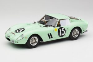 Ferrari 250 GTO #15 S. Moss / G. Hill Goodwood 1962 CMC 1:18 M-247 Metal
