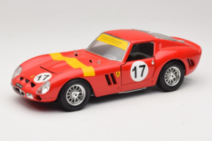 Ferrari 250 GTO #17 Bburago Sammlerborse Rød Bburago 1:18 3007-P1 Metal