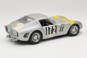 Ferrari 250 GTO #172 L. Bianchi / G. Berger Tour de France 1962 Sølv Begrænset Udgave Bburago 1:18 3011-S1 Metal — billede 3 af 8