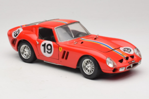Ferrari 250 GTO #19 Rød Striber 1962 Bburago 1:18 3011-P3 Metal — billede 6 af 8