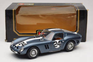 Ferrari 250 GTO #24 Blå Hvid Stribe 1962 Bburago 1:18 3011-B2 Metal — billede 8 af 8