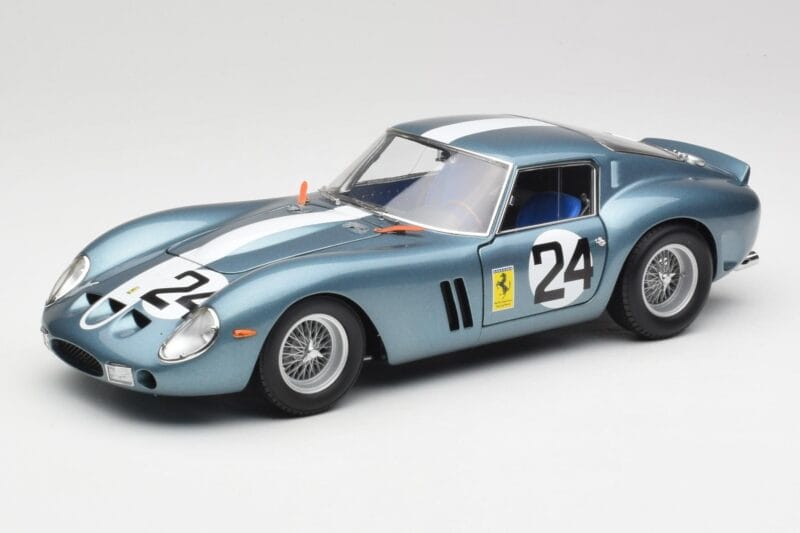 Ferrari 250 GTO #24 P. Rodriguez 12 Hours of Sebring GT3.0 Winner 1962 Kyosho 1:18 08438D Metal