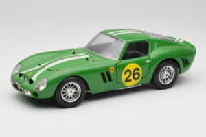 Ferrari 250 GTO #26 Grøn Hvide Striber 1962 Bburago 1:18 3011-G3 Metal