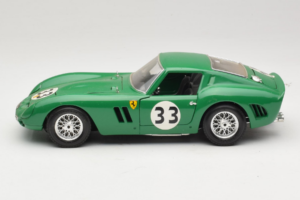 Ferrari 250 GTO #33 Grøn Bburago 1:18 3011-G1 Metal — billede 4 af 8