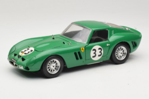 Ferrari 250 GTO #33 Grøn Bburago 1:18 3011-G1 Metal