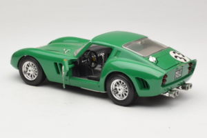 Ferrari 250 GTO #33 Grøn Bburago 1:18 3011-G1 Metal — billede 5 af 8