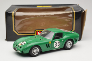 Ferrari 250 GTO #33 Grøn Bburago 1:18 3011-G1 Metal — billede 8 af 8