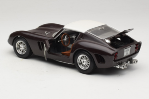 Ferrari 250 GTO #86 Sort Bburago 1:18 3011-B1 Metal — billede 5 af 8