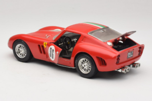 Ferrari 250 GTO #96 Rød Italiensk Flag 1962 Bburago 1:18 3011-P2 Metal — billede 5 af 8