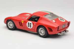 Ferrari 250 GTO #96 Rød Italiensk Flag 1962 Bburago 1:18 3011-P2 Metal — billede 7 af 8