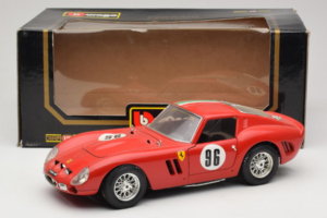 Ferrari 250 GTO #96 Rød Italiensk Flag 1962 Bburago 1:18 3011-P2 Metal — billede 8 af 8