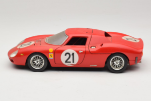 Ferrari 250 LM #21 M. Gregory / J. Rindt 24 Hours of Le Mans 1965 Bburago 1:18 3033-P2 Metal — billede 4 af 8