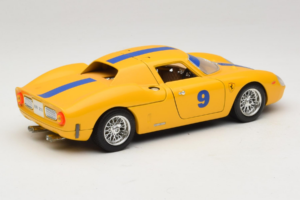 Ferrari 250 LM #9 Gul 1965 Bburago 1:18 3033-Y1 Metal — billede 3 af 8