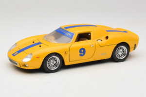 Ferrari 250 LM #9 Gul 1965 Bburago 1:18 3033-Y1 Metal