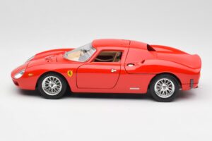 Ferrari 250 Le Mans Rød Bburago 1:18 3033 Metal — billede 4 af 8