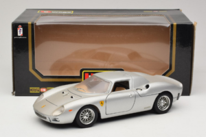 Ferrari 250 LM Sølv Bburago 1:18 3033-S1 Metal — billede 8 af 8