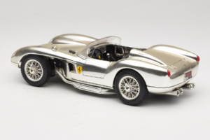 Ferrari 250 Testa Rossa Chrome Sølv Bburago 1:18 3007-C1 Metal — billede 7 af 8