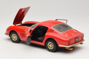 Ferrari 275 GTB/4 Rød ERTL 1:18 7493-P1 Metal — billede 5 af 8