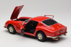Ferrari 275 GTB/4 Rød Med Palme på Motorhjelmen ERTL 1:18 7483-P1 Metal — billede 5 af 8