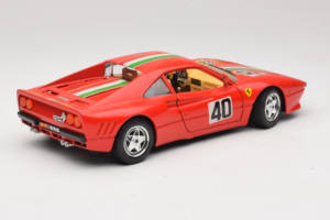 Ferrari 288 GTO #40 Rød Italiensk Flag 1984 Bburago 1:18 3027-P1 Metal — billede 3 af 8